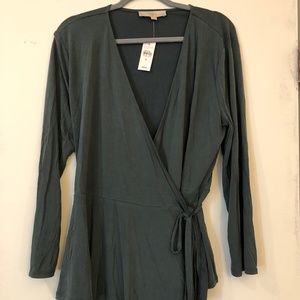 NWT Loft Wrap Top, Size XL